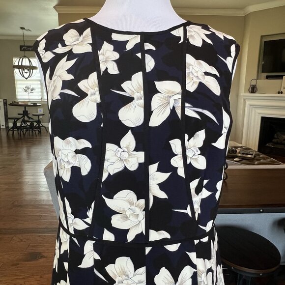 Ann Taylor Dress Women’s 14 Midi Black Navy White Floral Stretch Fit & Flare - Picture 5 of 13